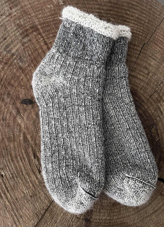 Chaussettes grises courtes en alpaga